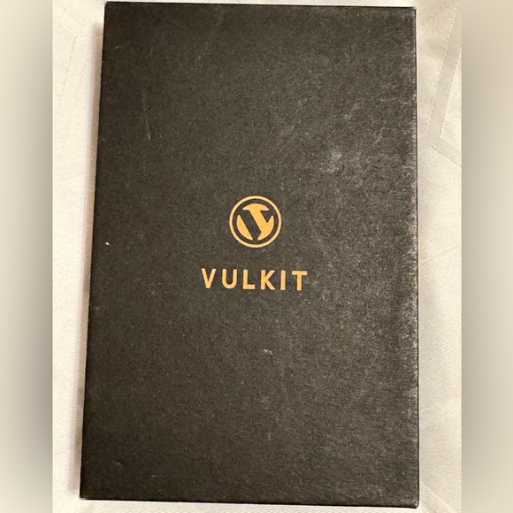 New! Vulkit Aluminum Security Wallet/Card Holder - RFID blocking - great gift! - Picture 2 of 10